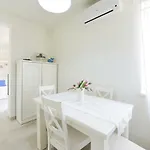 & Toni Апартаменты Задар